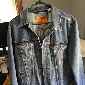 Levi’s Trucker Jacket size M